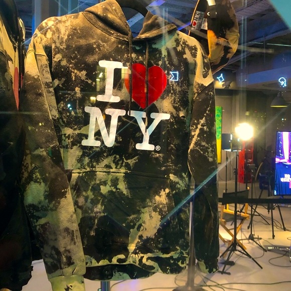 Meet your Posher, 🦈➕ Sharky - Picture 4 of 14